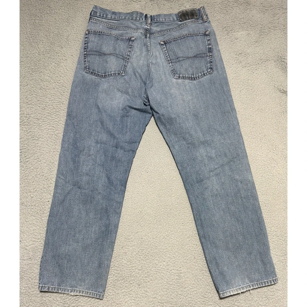 Vintage HUGO BOSS Fifties Straight Leg Denim Jeans Mens size 34x30 Button Fly